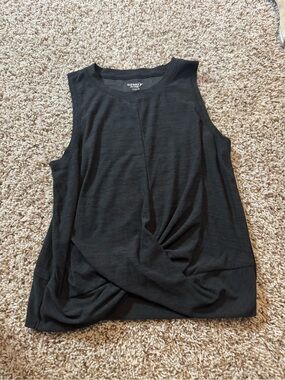 Old Navy Black Sleeveless Twist-Hem Tank Top
